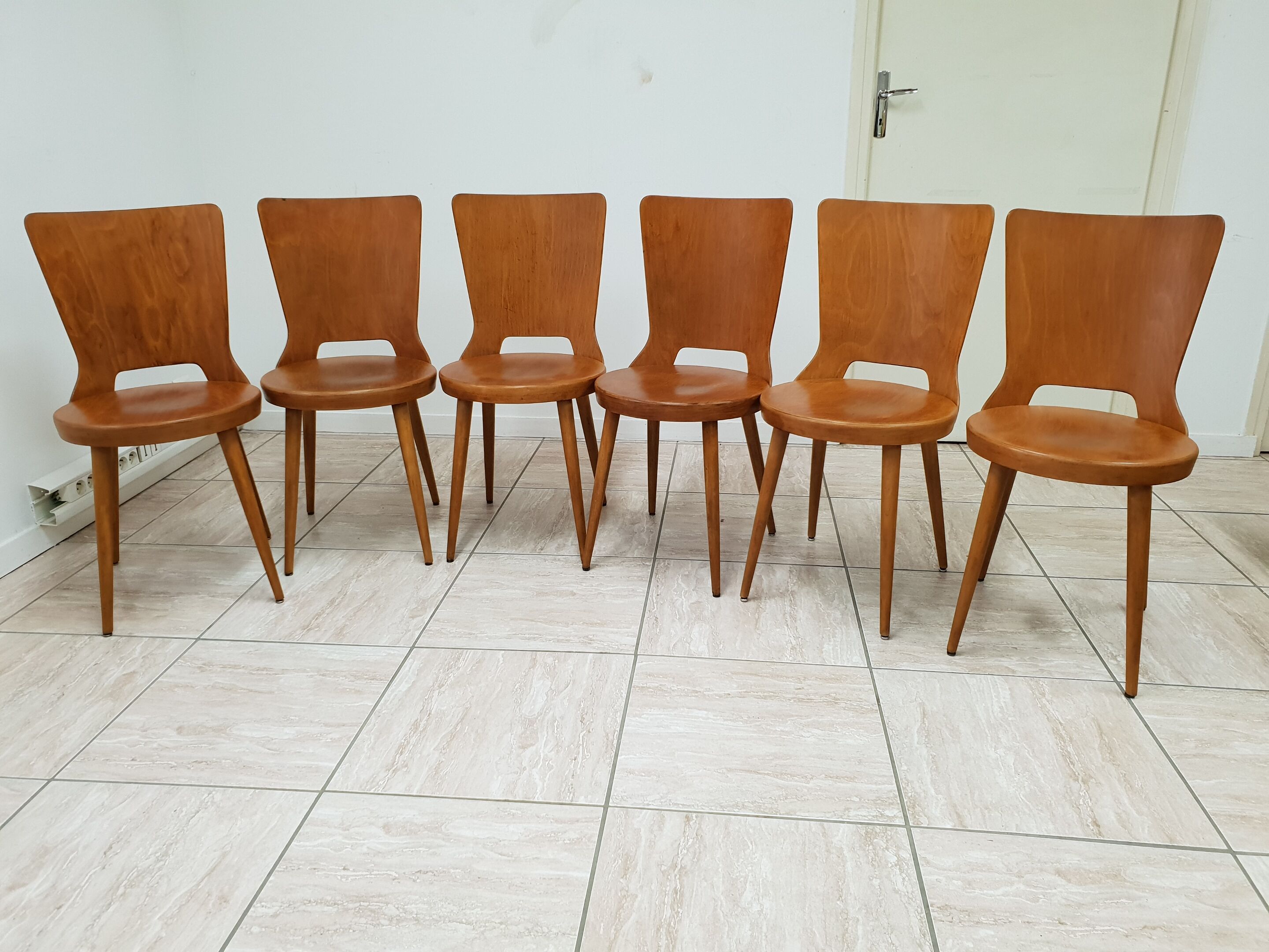 Set of 6 chairs Dove Baumann