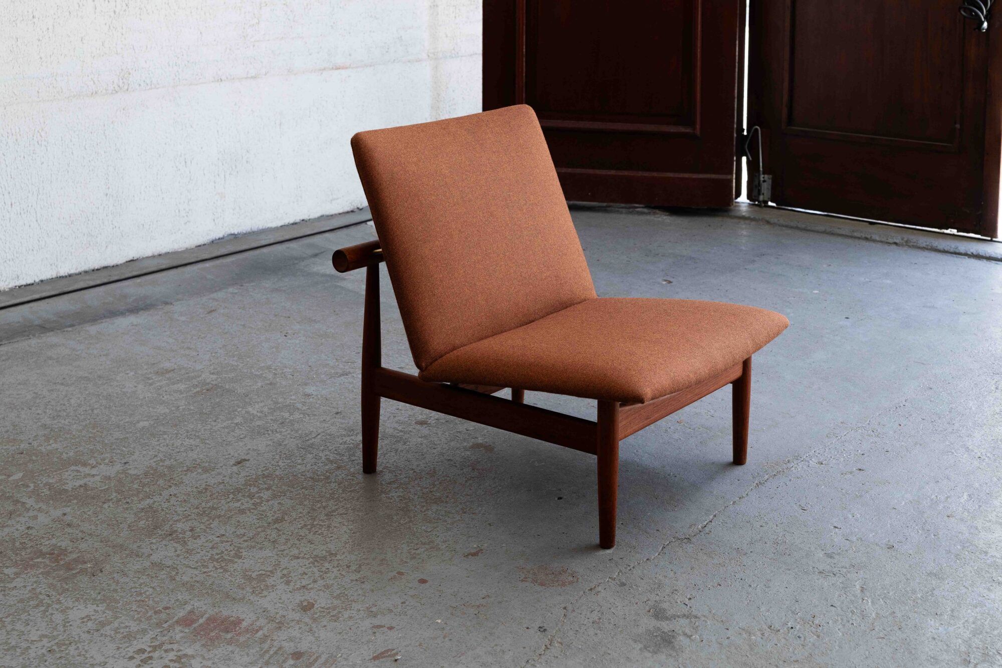Ensemble de 2 fauteuils faciles par Finn Juhl