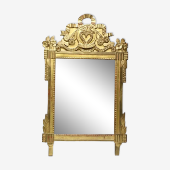 Miroir de style Louis XVI en bois et stuc doré XIXe