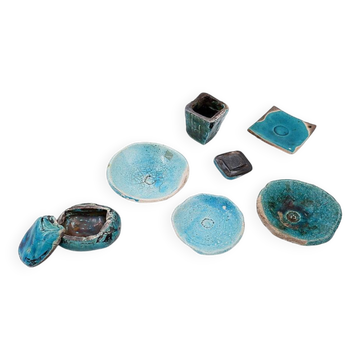 Ensemble de céramiques décoratives turquoise « Fond d'Atelier » - N.Lebrun - Belgique années 1970