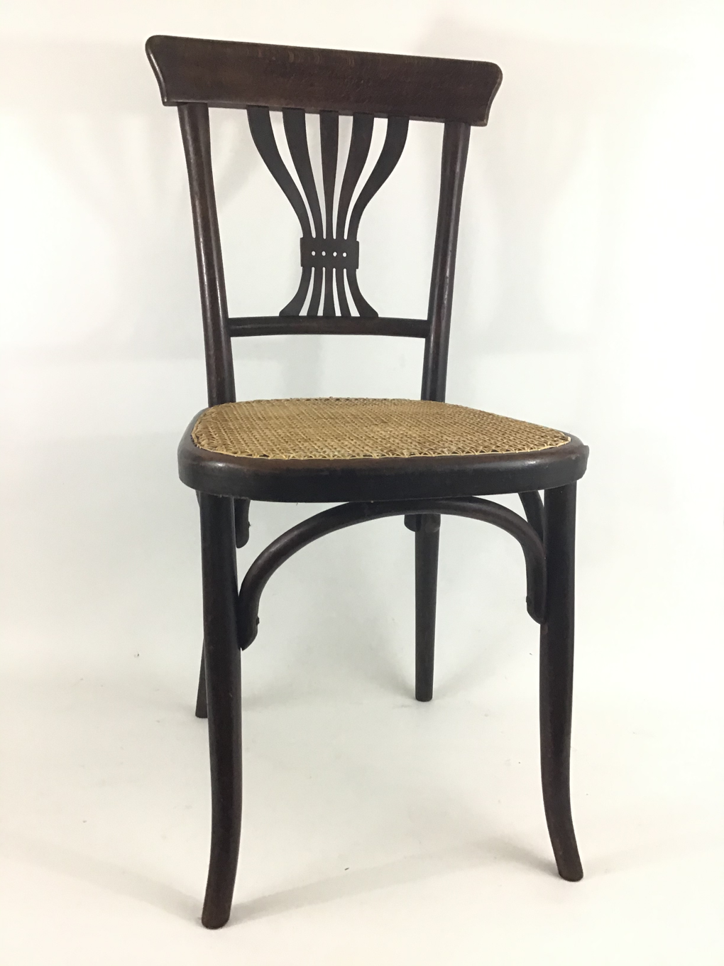 Paire de chaises Fischel N°135
