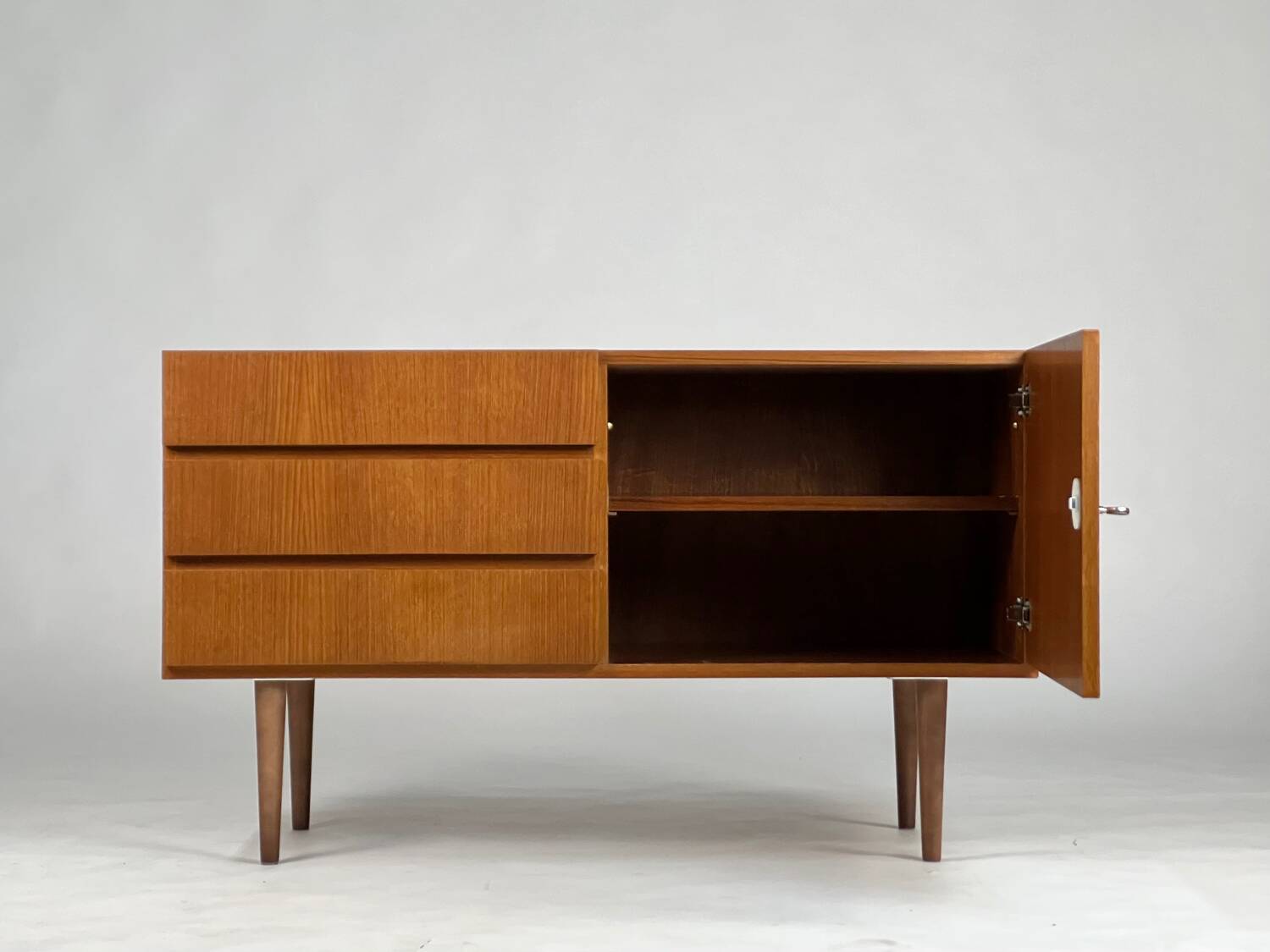Vintage teak sideboard chest of drawers 60s mid-century design