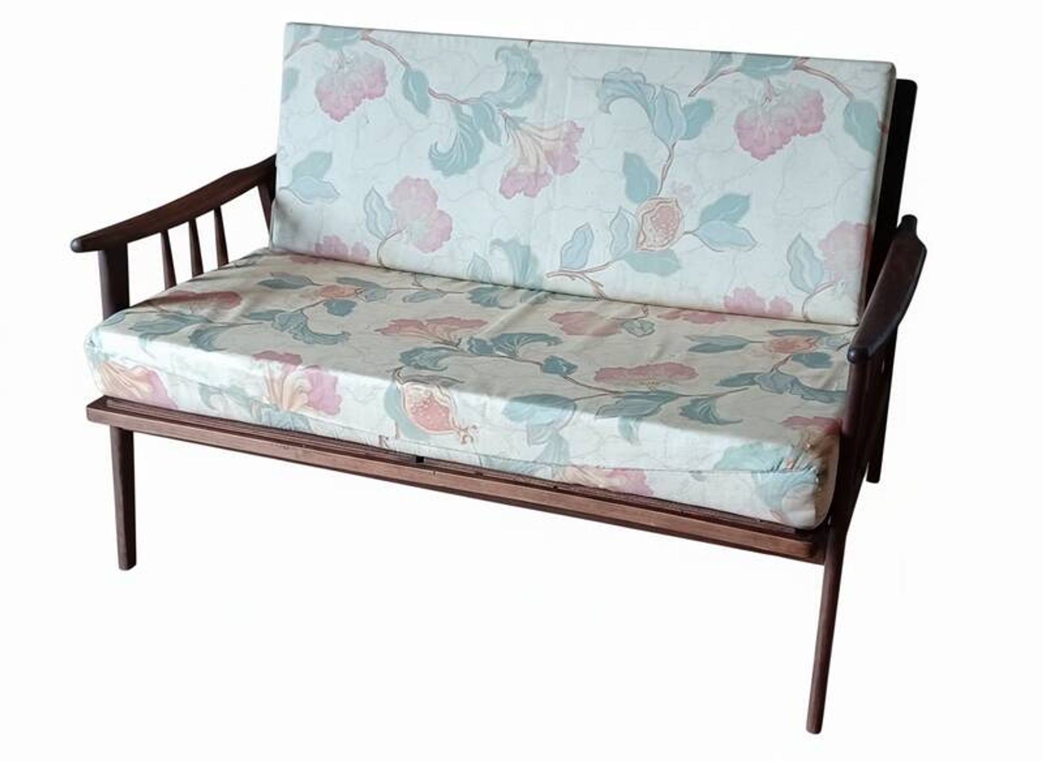 Vintage Scandinavian bench in solid beech from the 1950s with tapered legs.