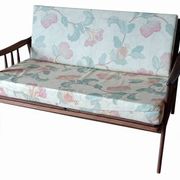 Vintage Scandinavian bench in solid beech from the 1950s with tapered legs.