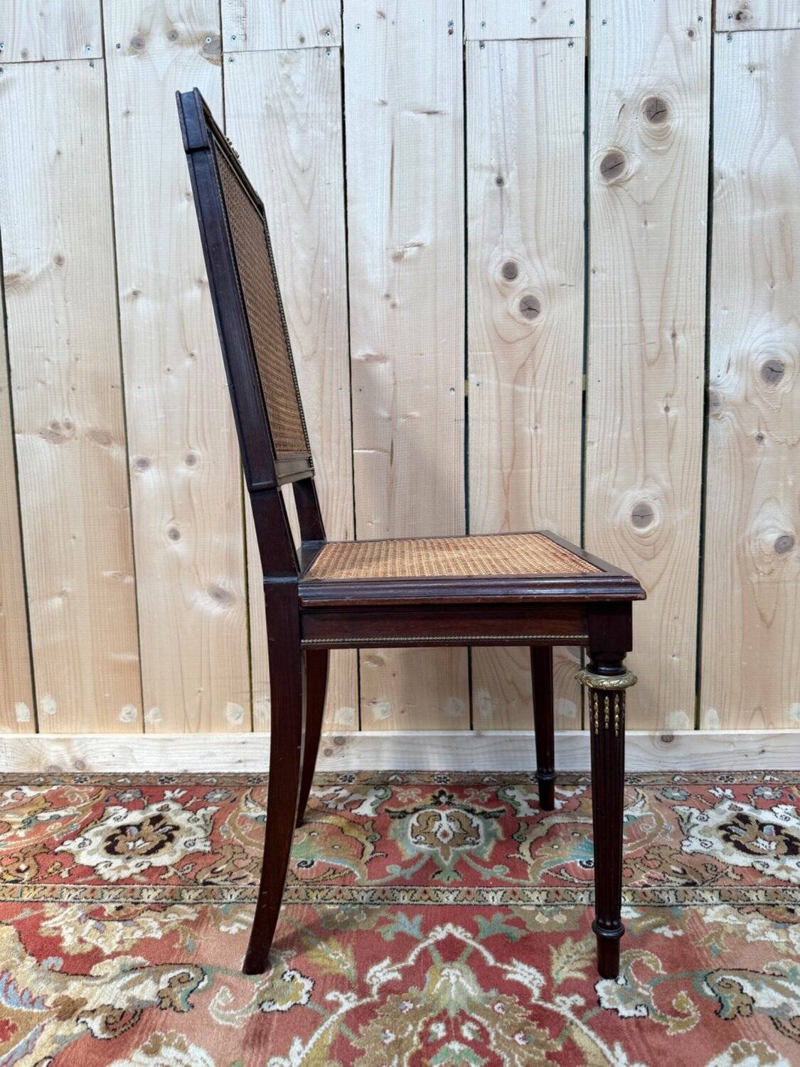 Set of 8 chairs in Louis XVI style – Solid mahogany & gilded bronze