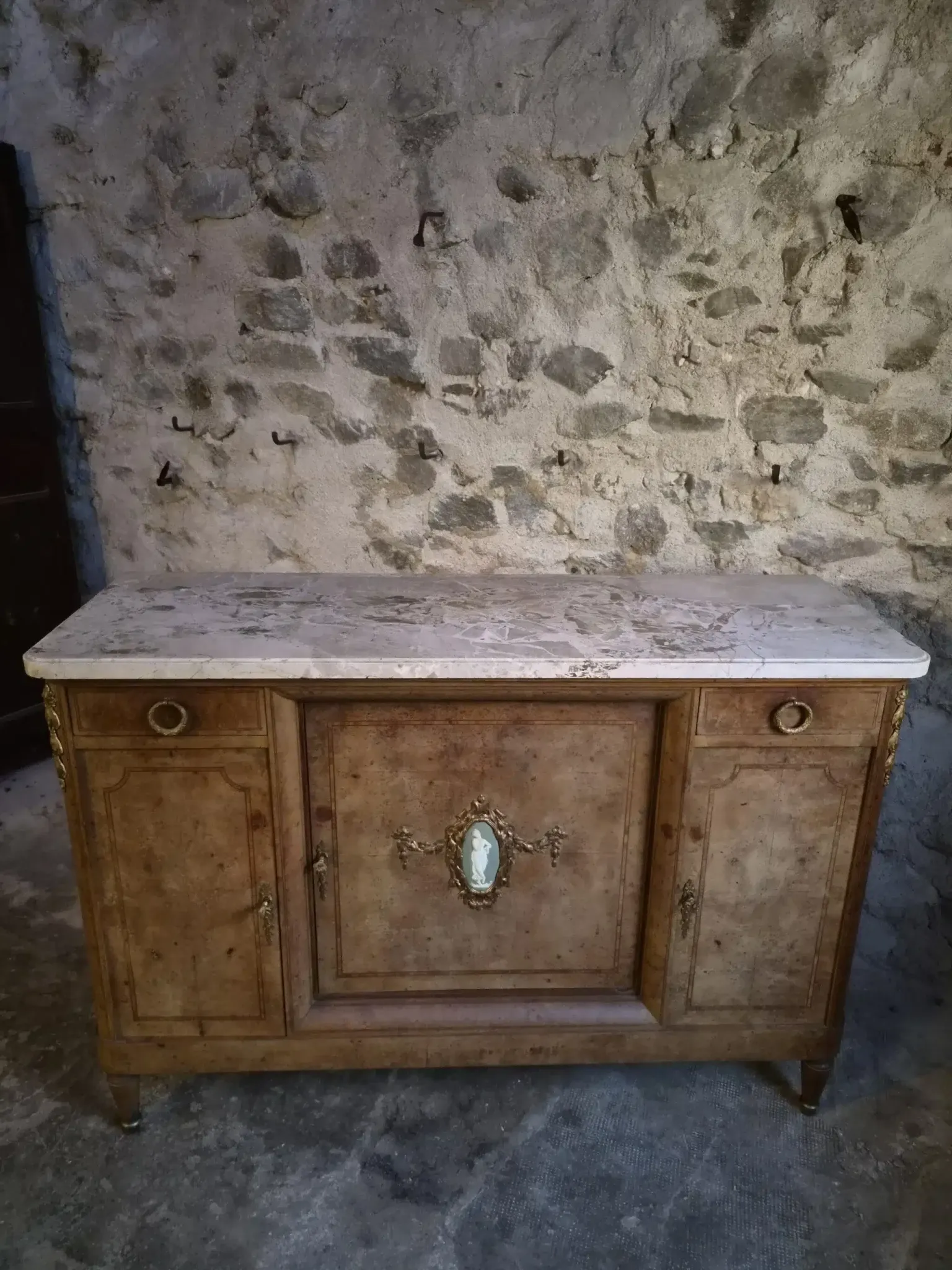 Antique Louis XVI style buffet in burr elm with marble top, late 19th century.