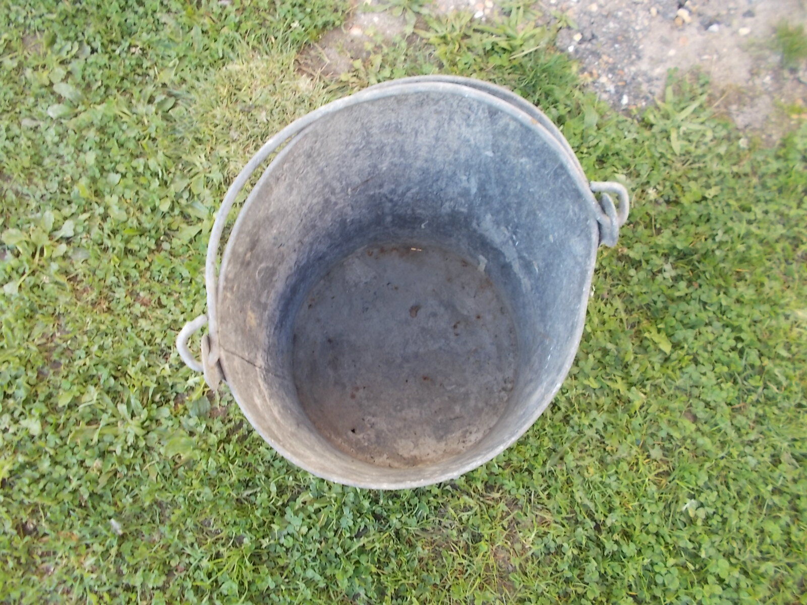 Zinc coal bucket