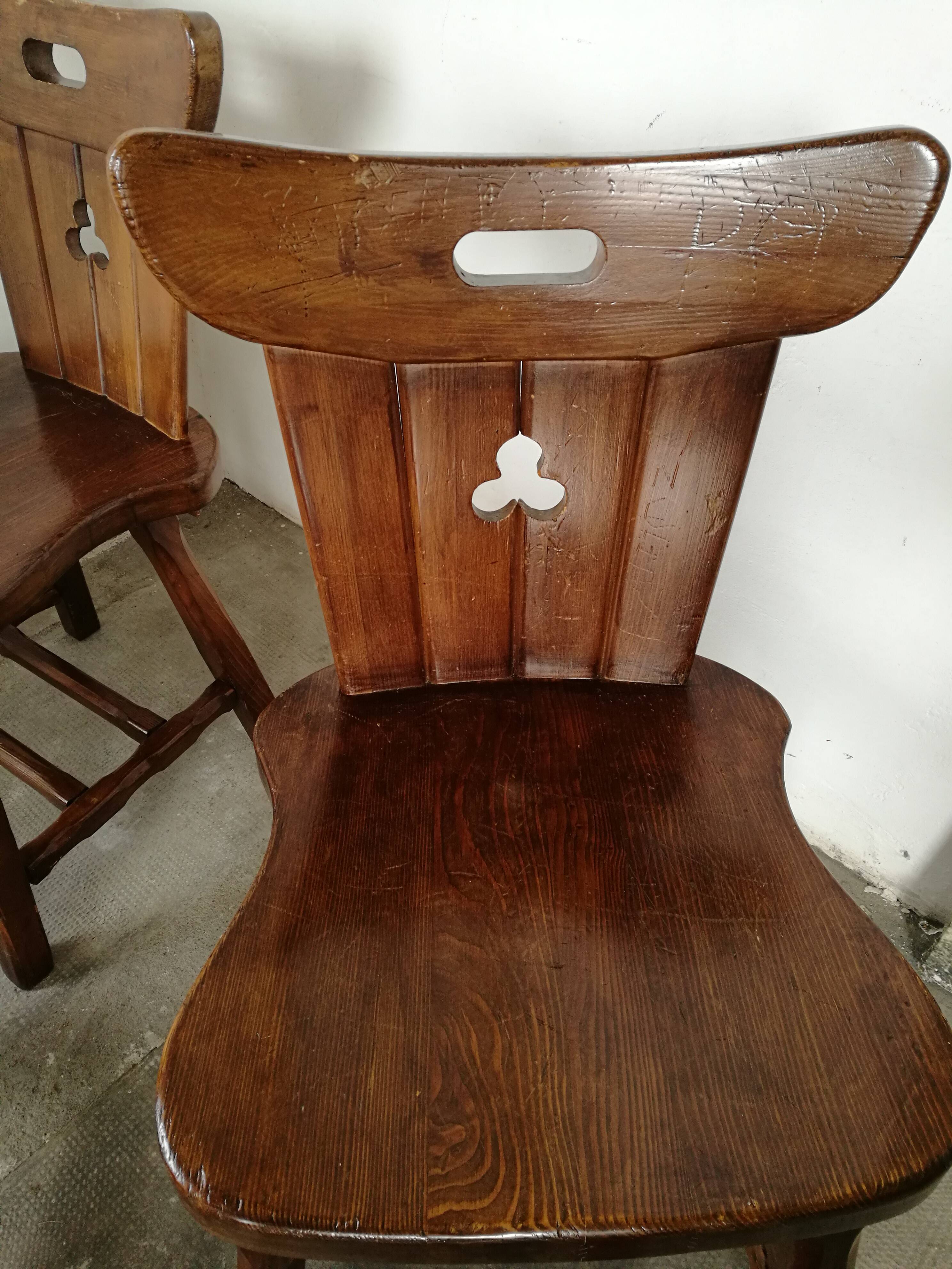 Mountain-spirit pine chairs, farmhouse