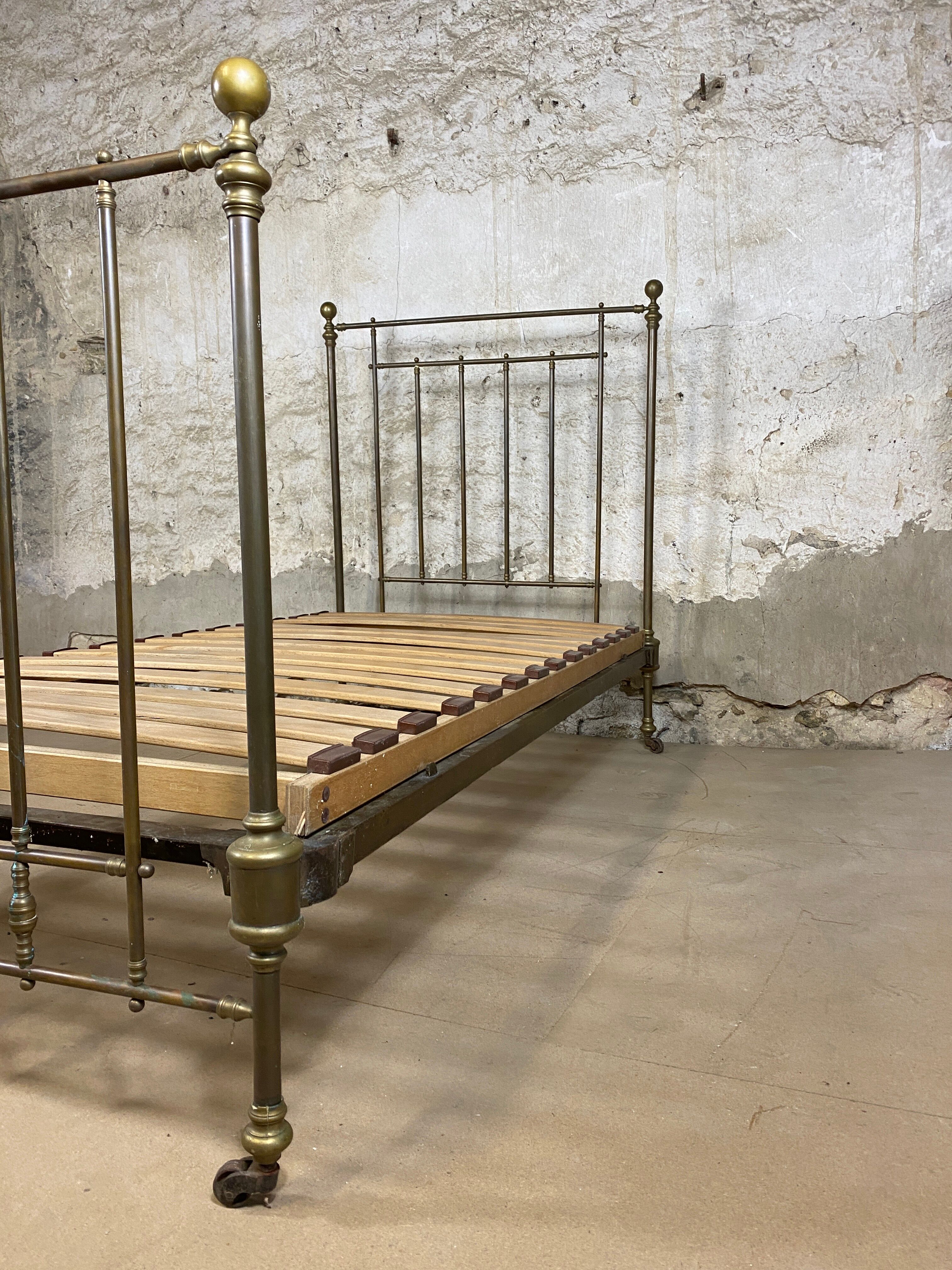 Wrought iron bed with bars