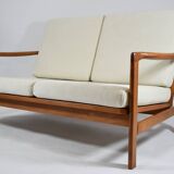 Scandinavian 2-seater Sofa, creme