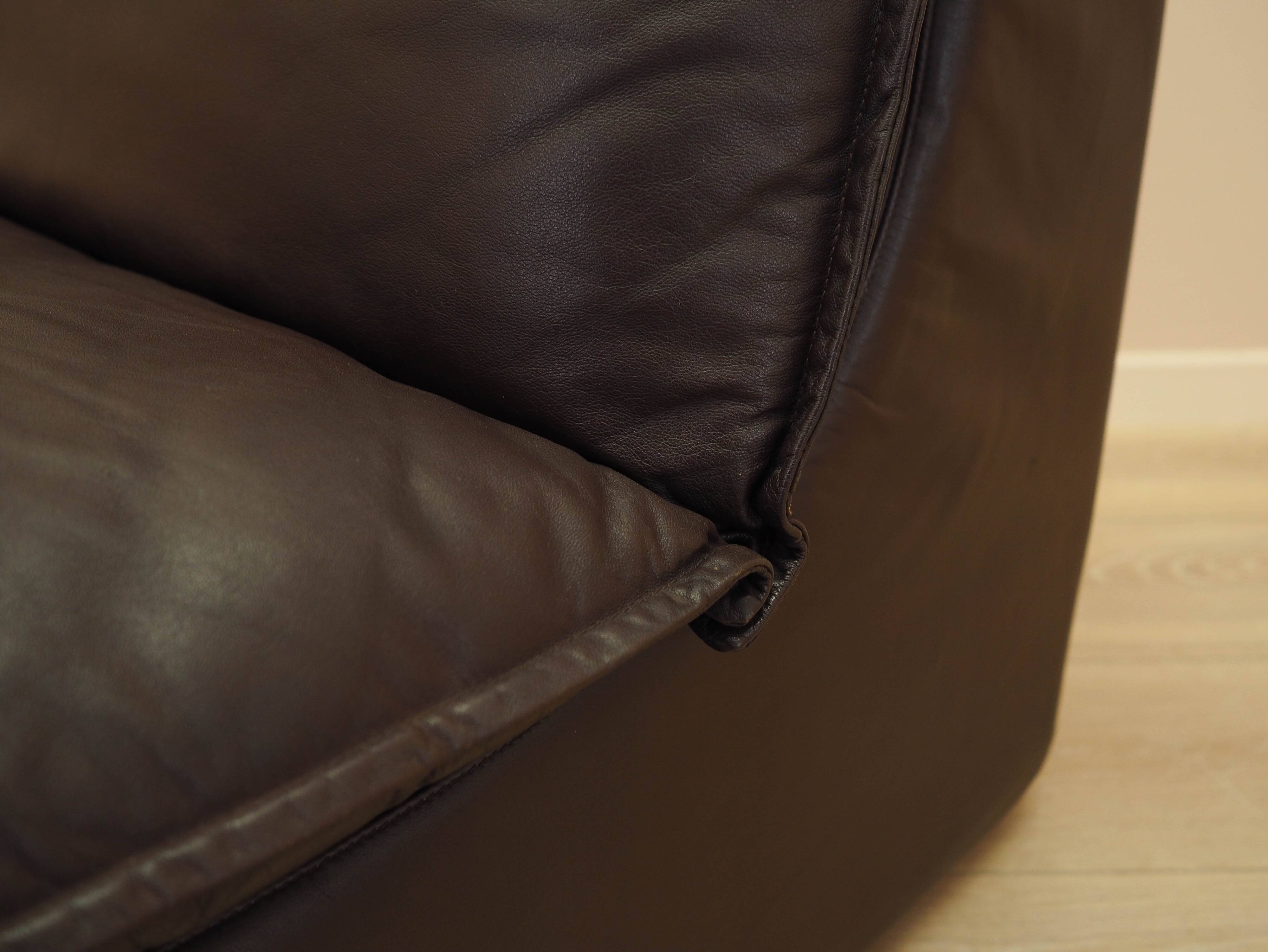 Brown leather armchair, Italian design, 1960s, production: Italy