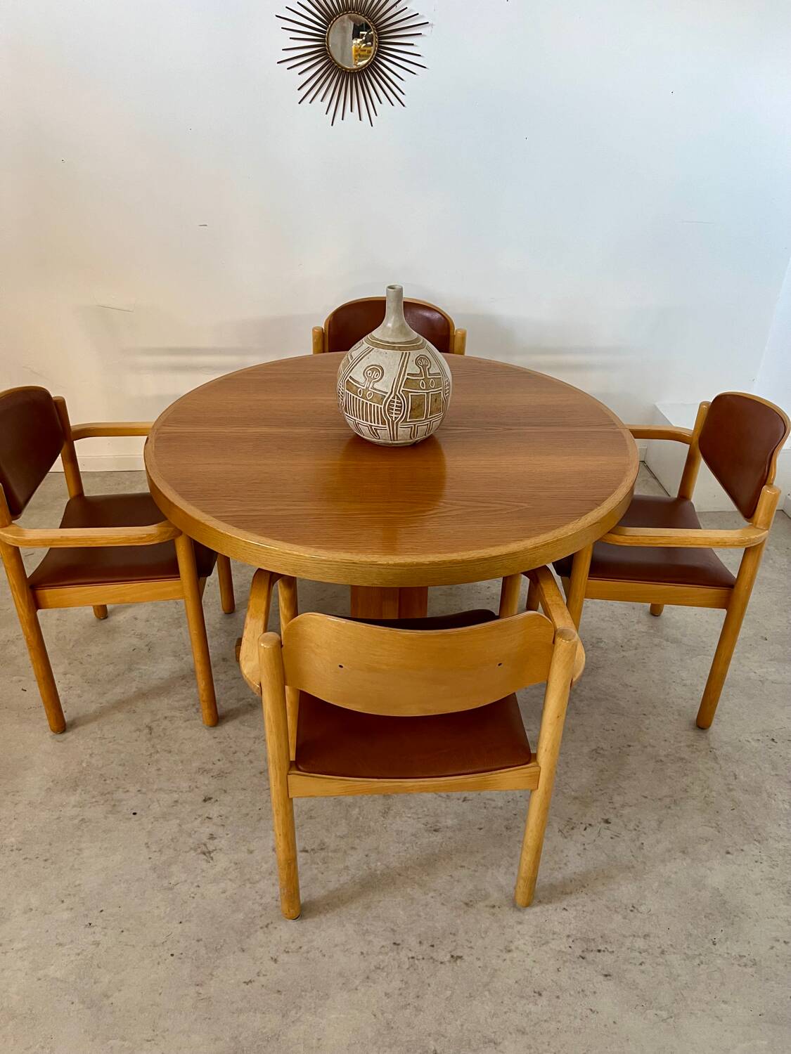 Vintage 70s Scandinavian design oak extendable table