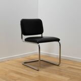 Suite of 8 Cesca chairs, Knoll