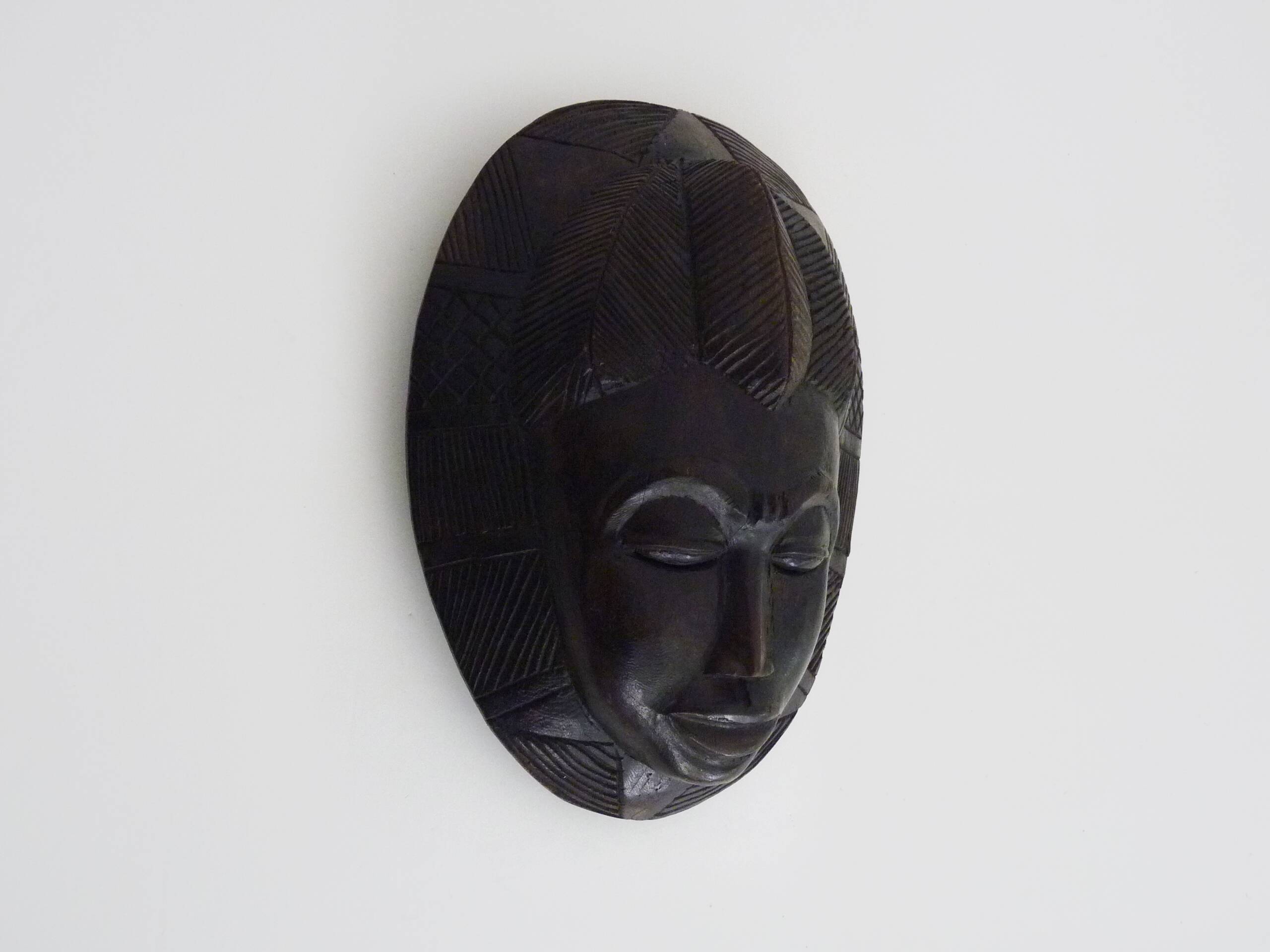 Wooden mask of the Baoulé ethnic group from Ivory Coast. African mask