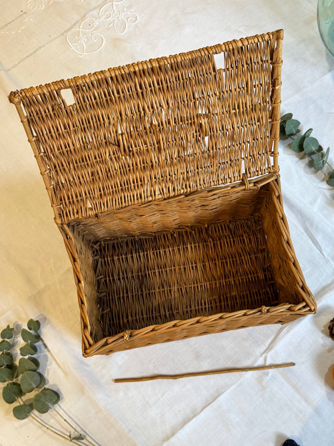 Vintage transport basket ni