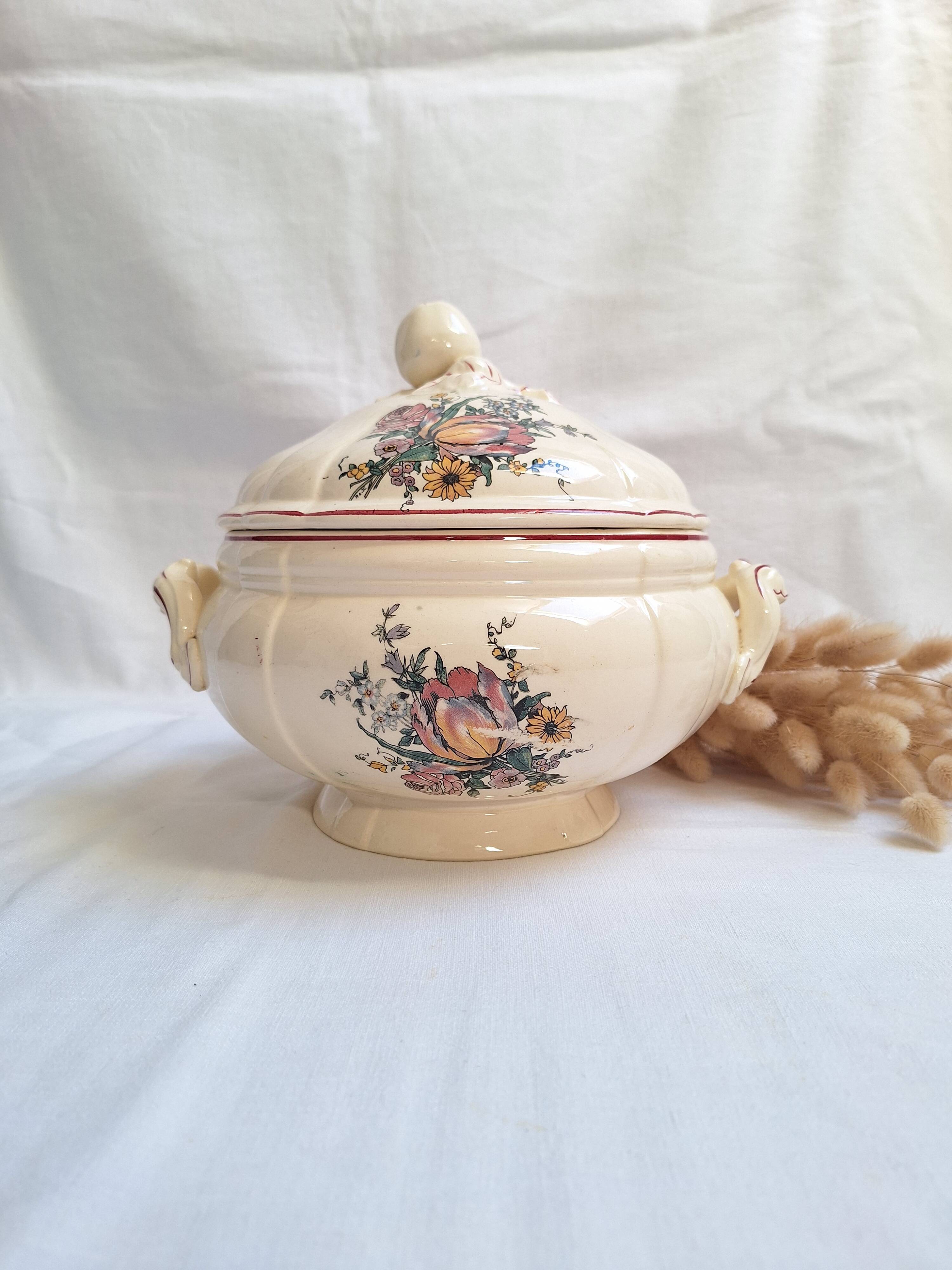 Soup tureen Digoin Sarreguemines Model Lorraine