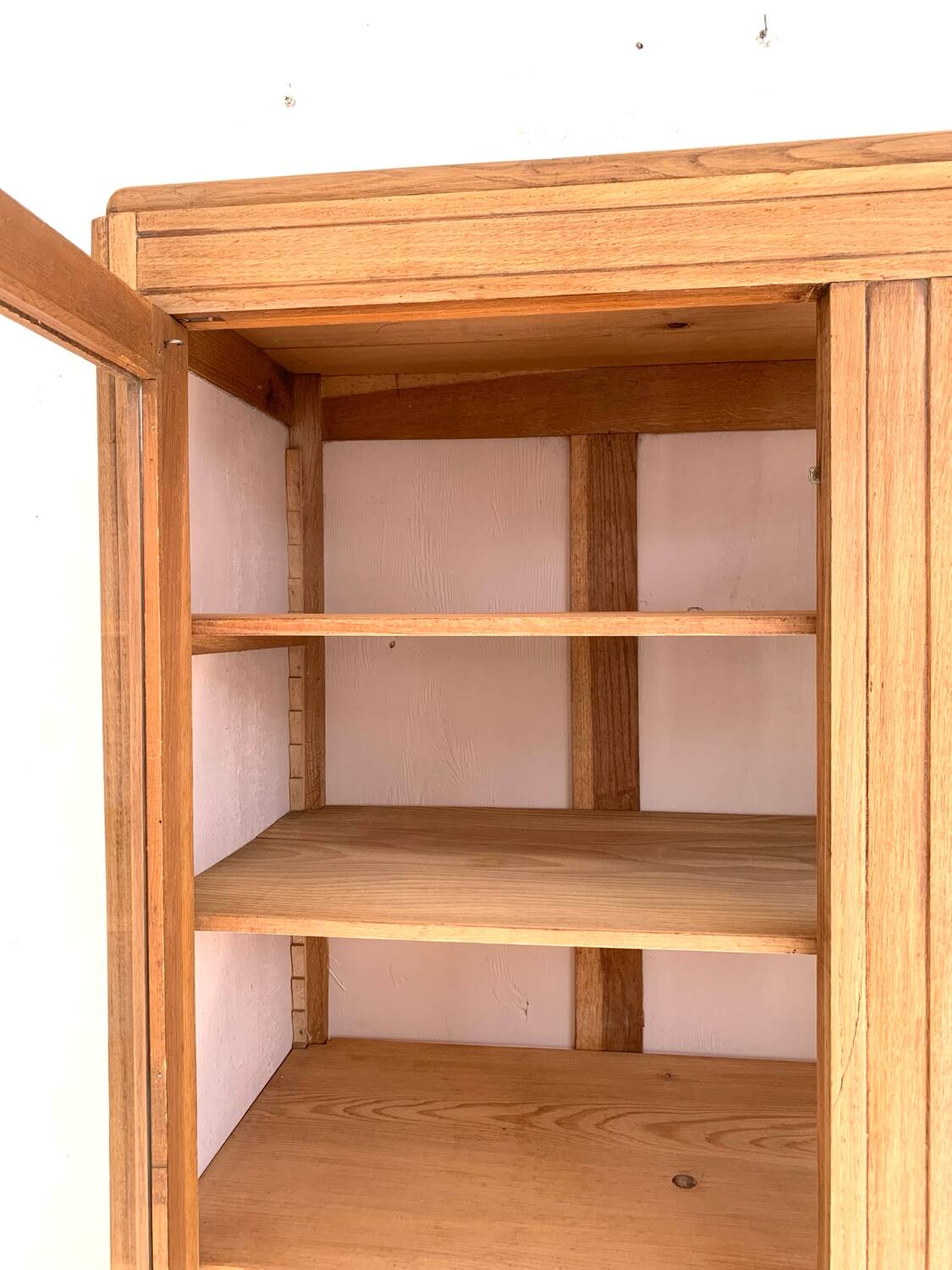 Art Deco glass cabinet