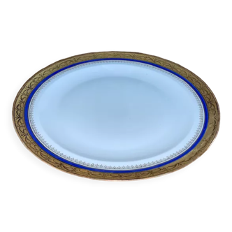 Flat porcelain plate