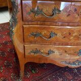 Louis XV-style marquetry chest of drawers