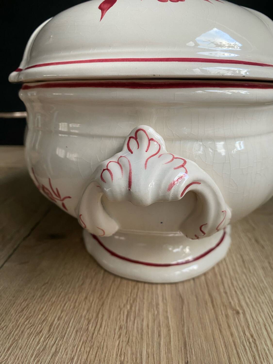 Niderviller porcelain soup tureen