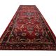 Tapis de couloir et d'escalier vintage en laine rouge à motifs floraux, fait main, style milieu du siècle.