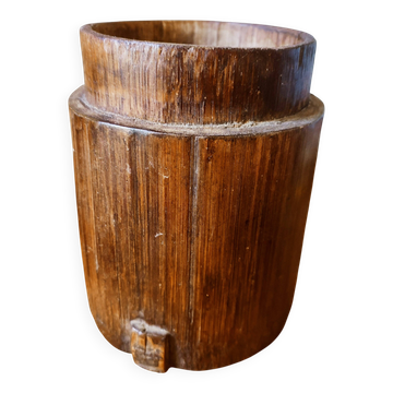 Pot en bambou ancien