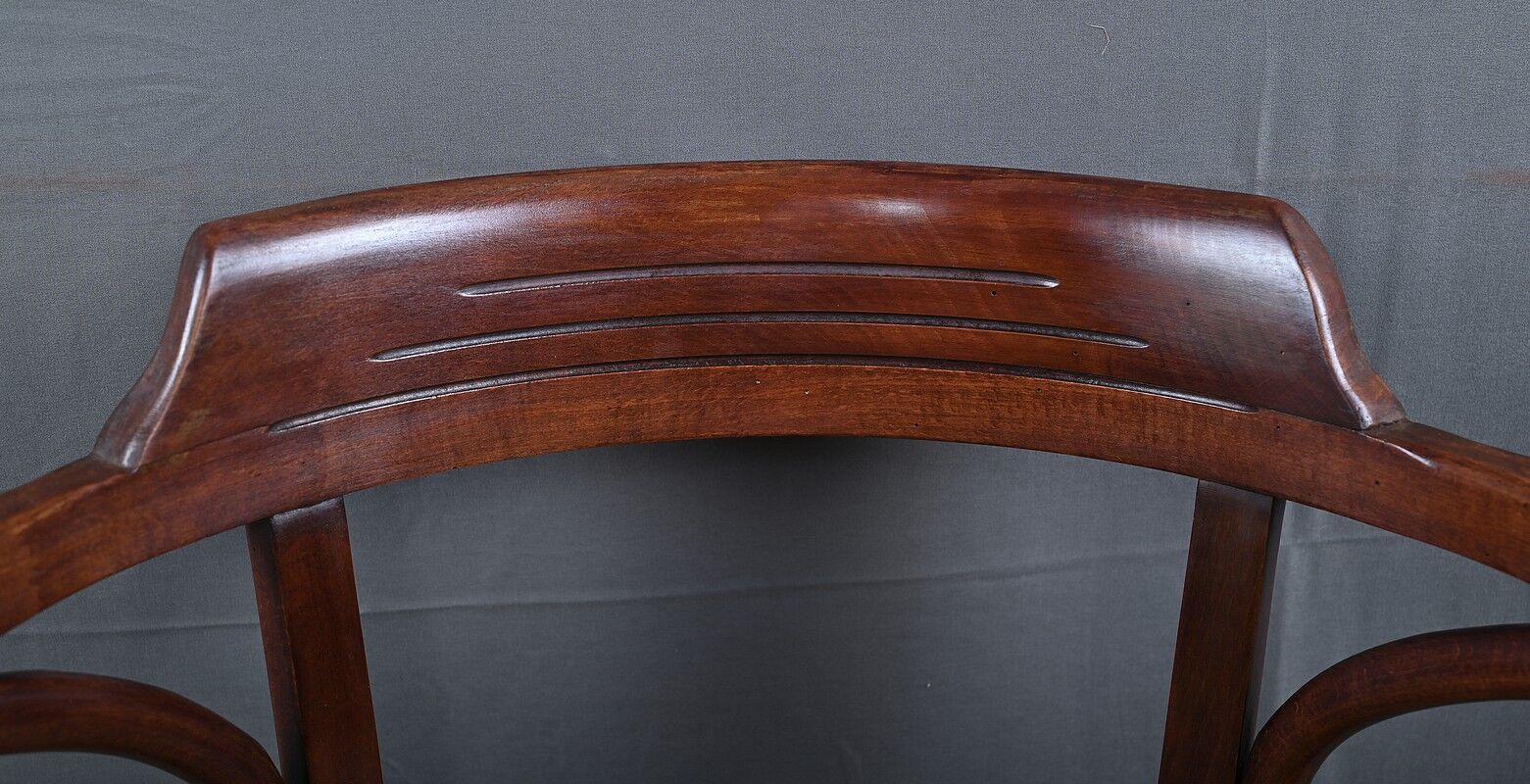 Curved beech armchair, Baumann house – early 20th century