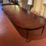 Extensible Louis XVI dining table in period Directoire mahogany.
