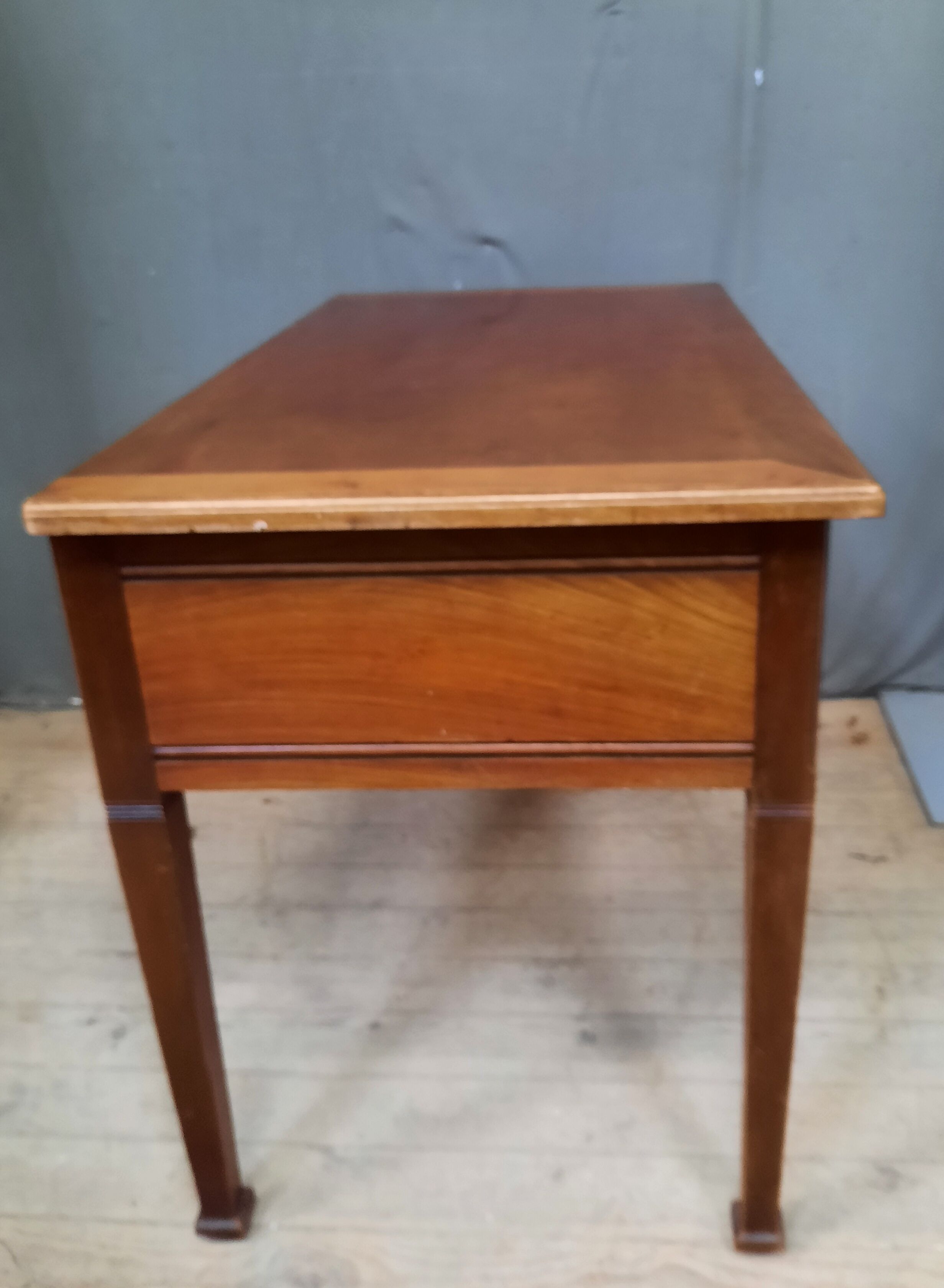 Bureau plat