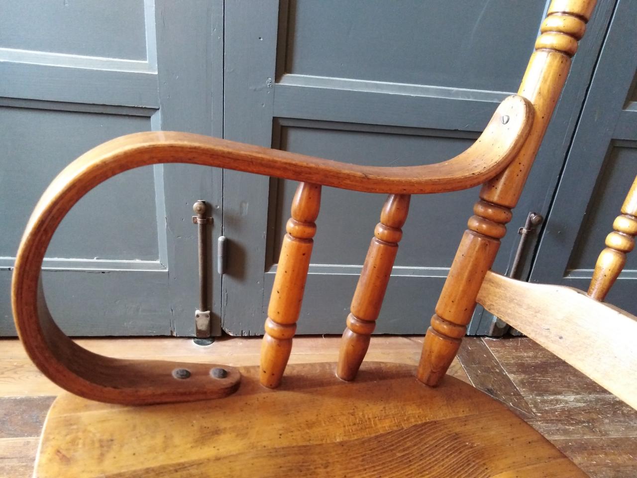 Former American rocking chair