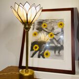 Floral table lamp
