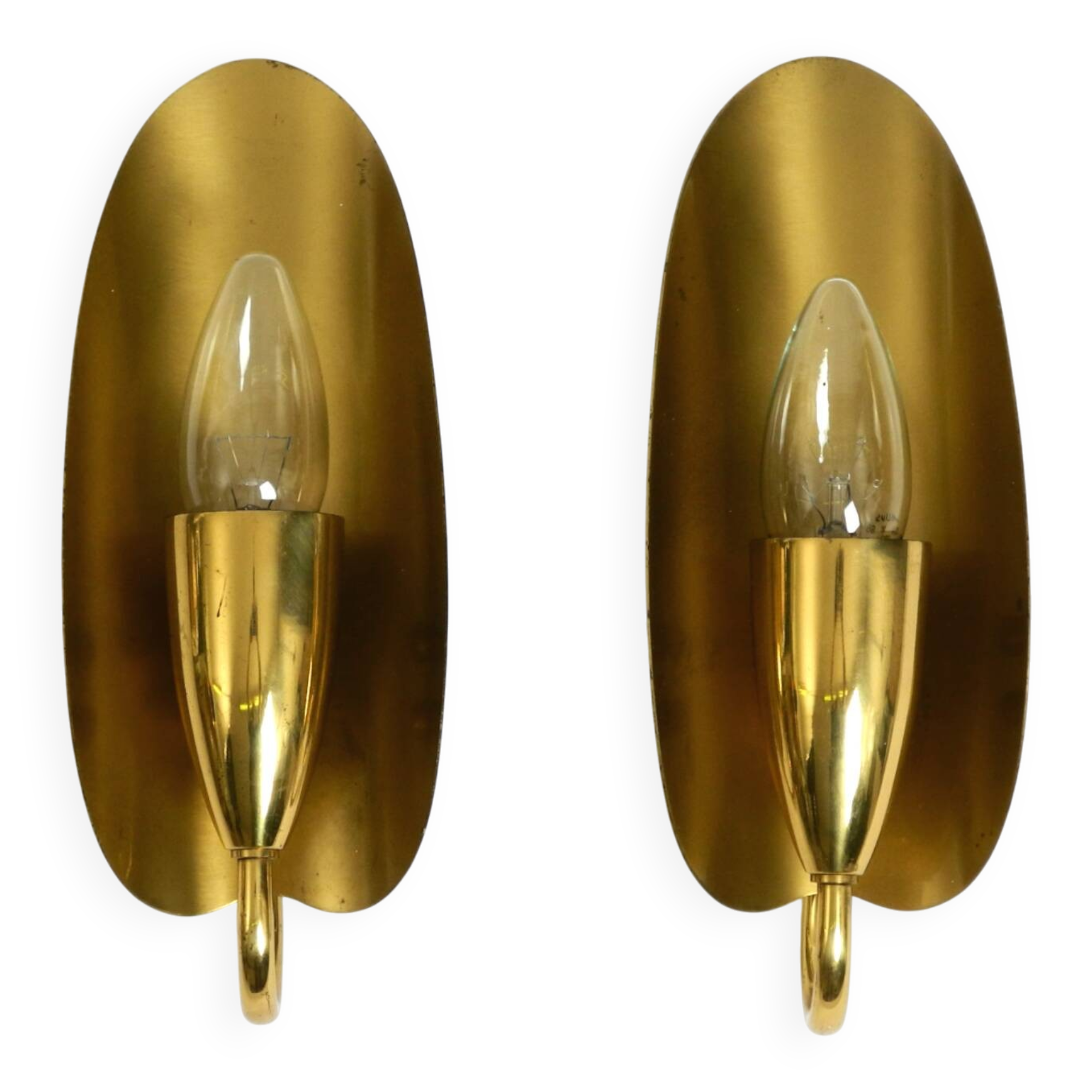 Two magical original Mid Century Modern bag brass wall lamps