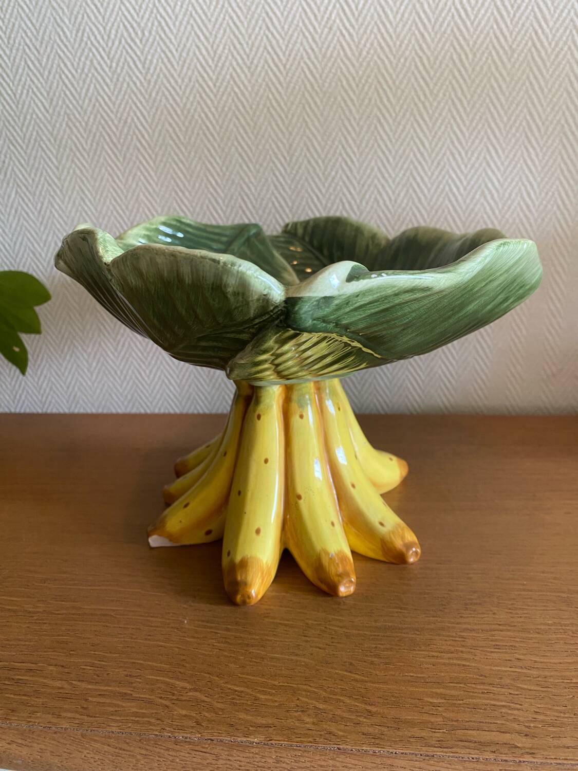 Coupe en ceramique décor bananes