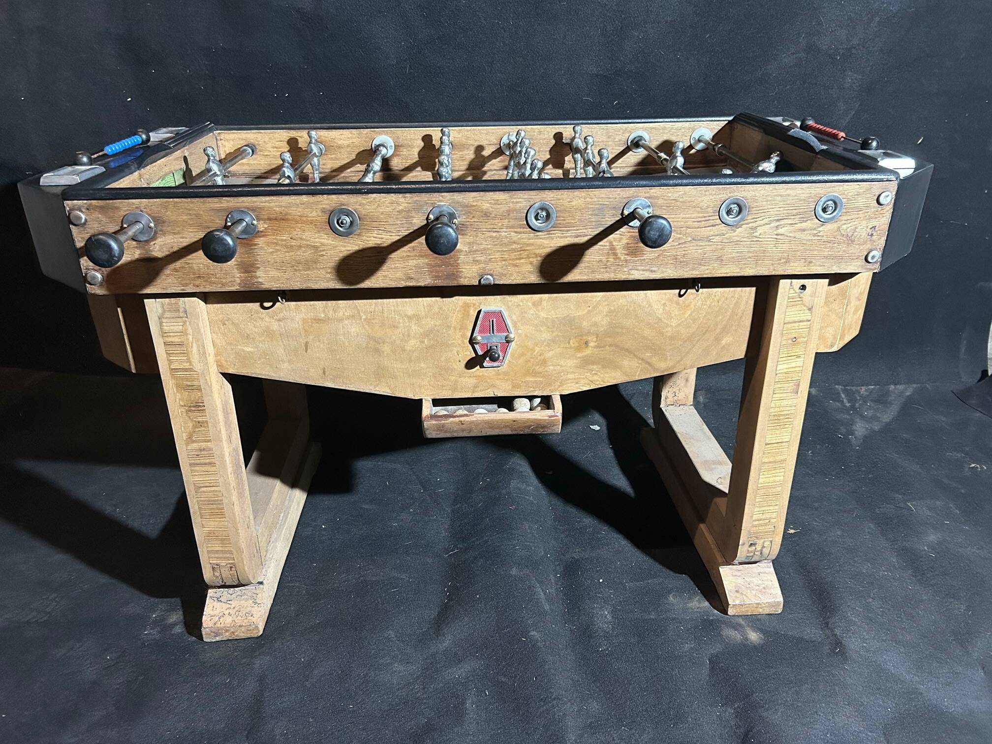 1940s Art Deco Table Football (BBO0010)