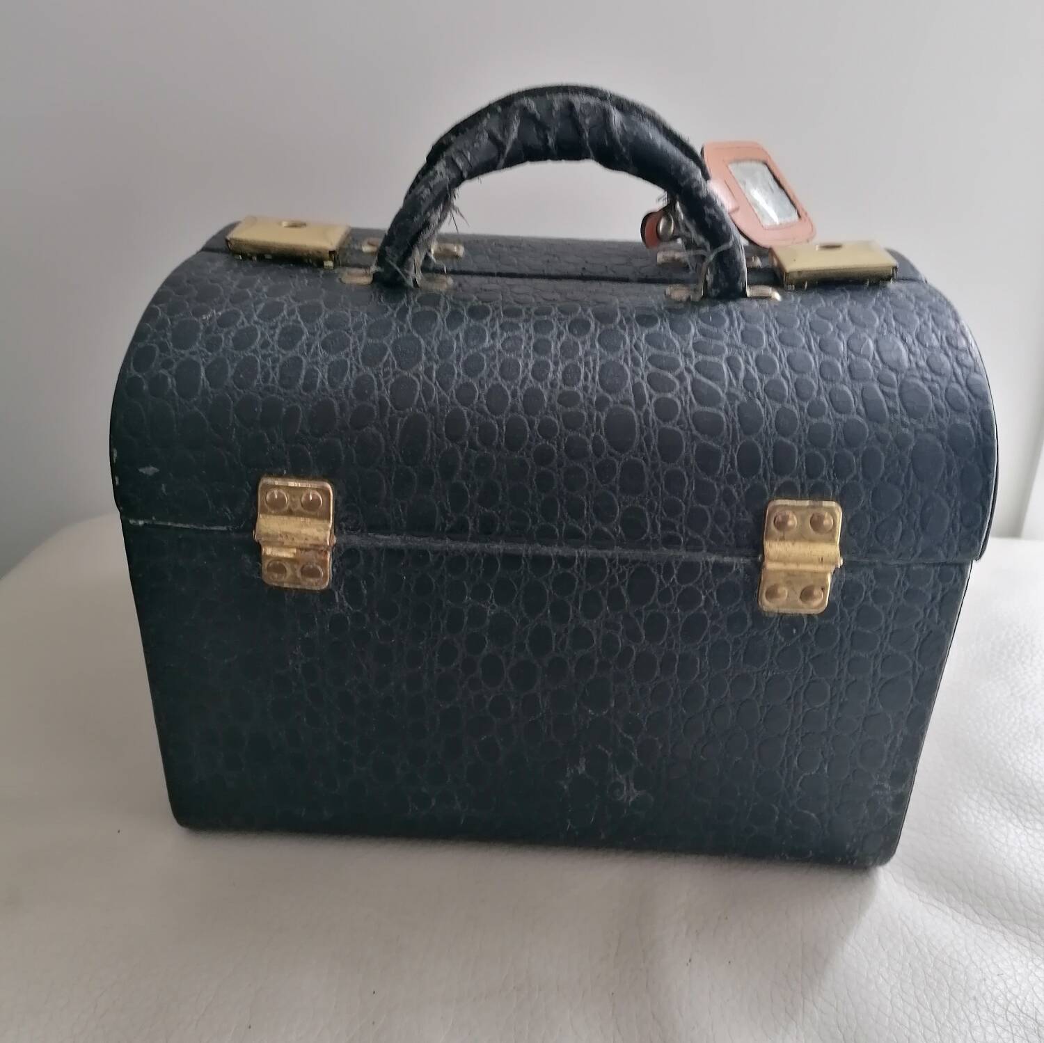 Vanity case old Bergo Aubusson black