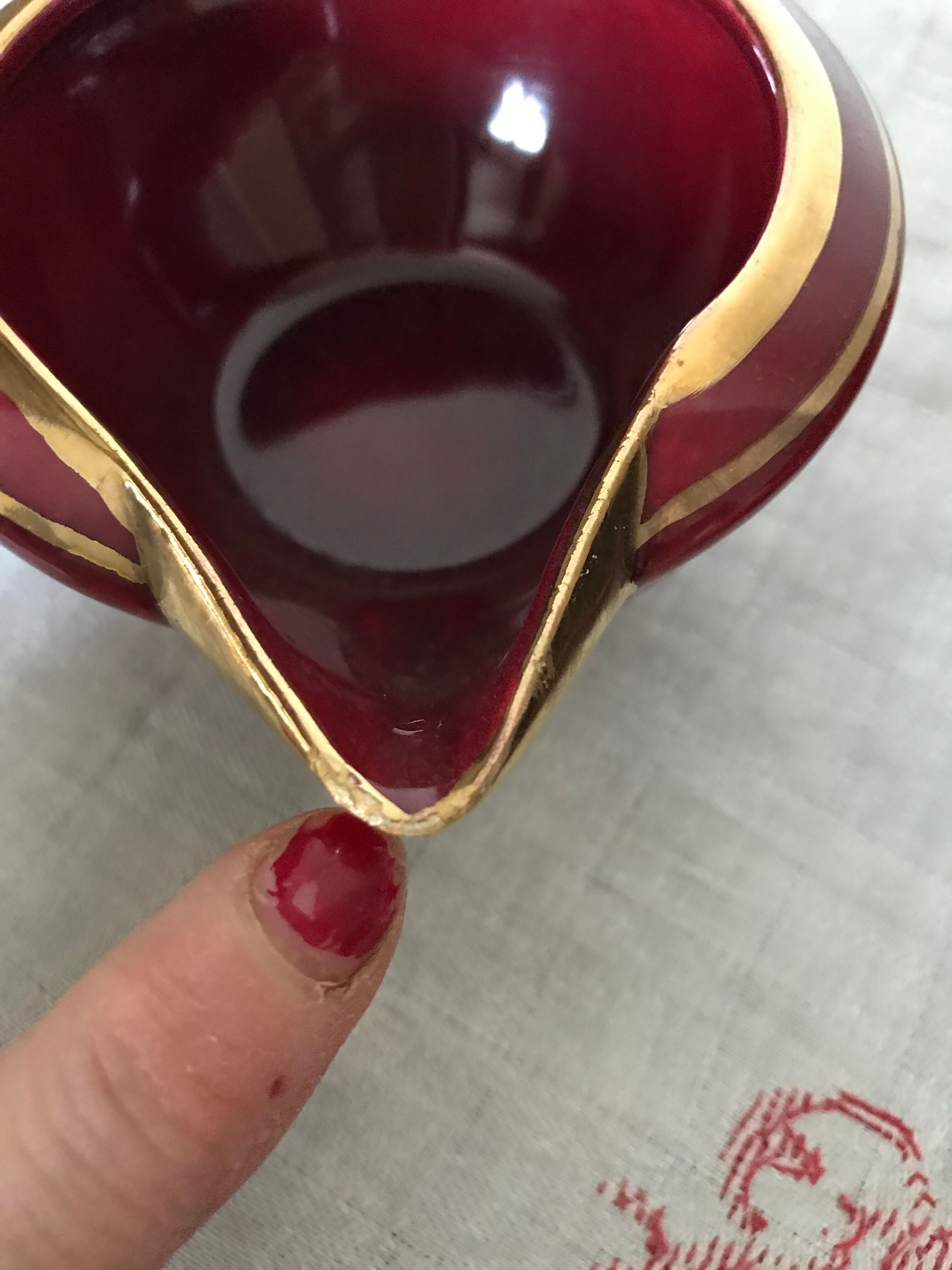 Art Deco head-to-head