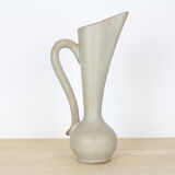 Red patterned sandstone pitcher
