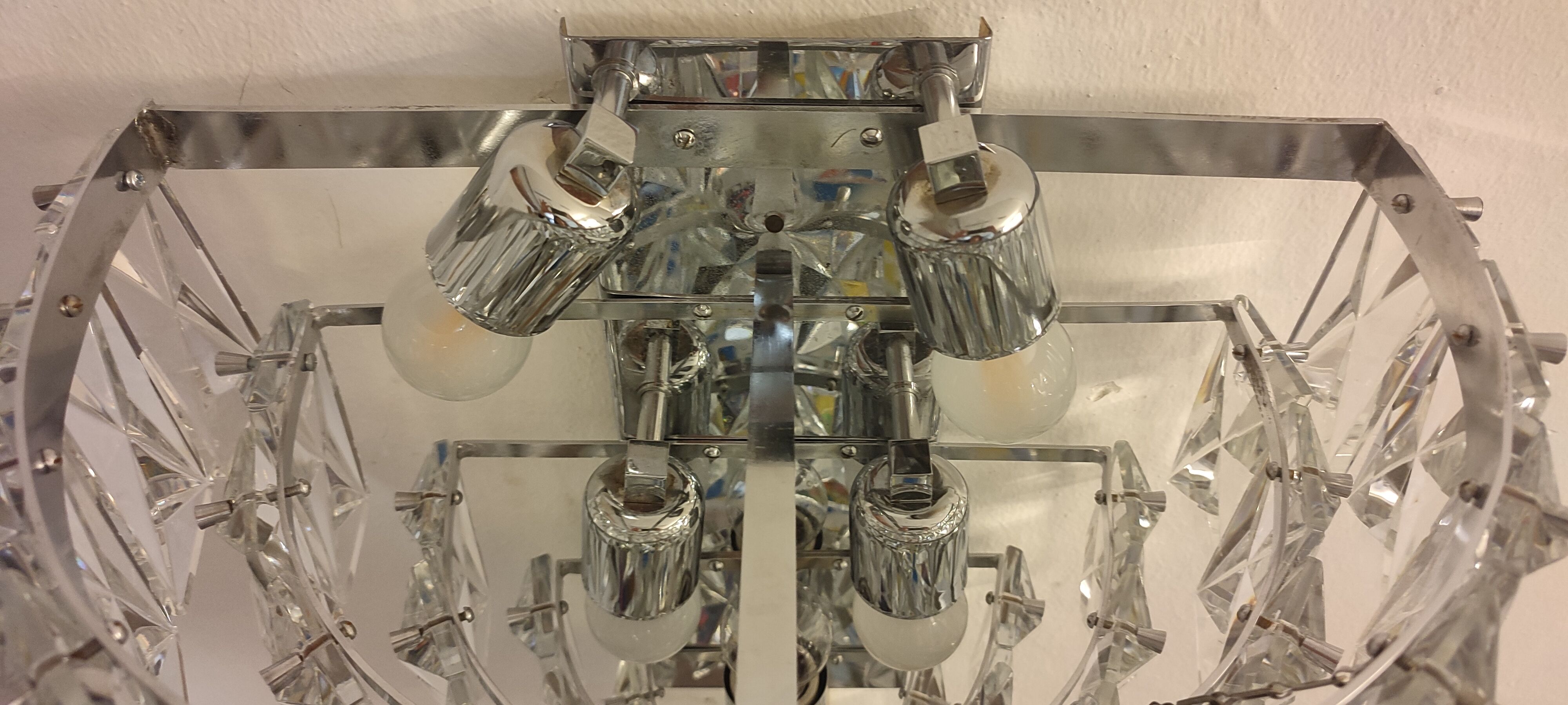 Apply "kinkeldey" crystals. Germany 1970s