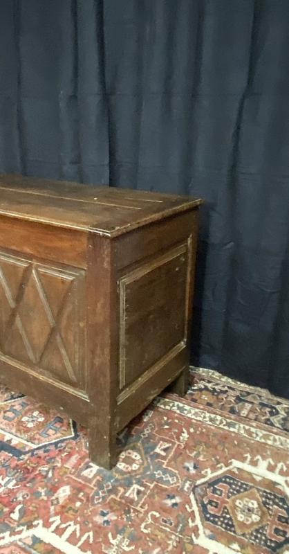 17th century louis XIII diamond-tipped chest