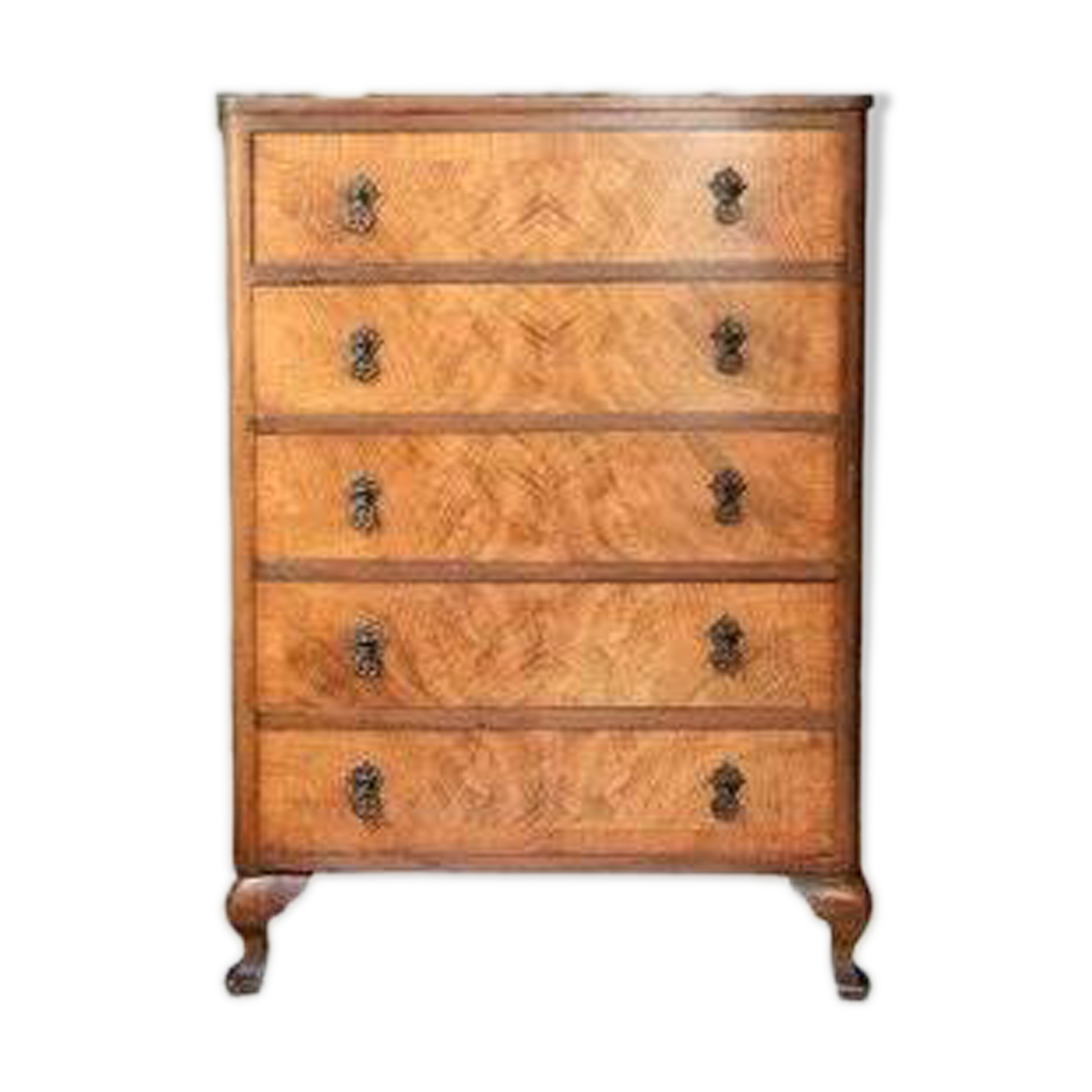 Antique Bedroom Chest of Drawers in Walnut