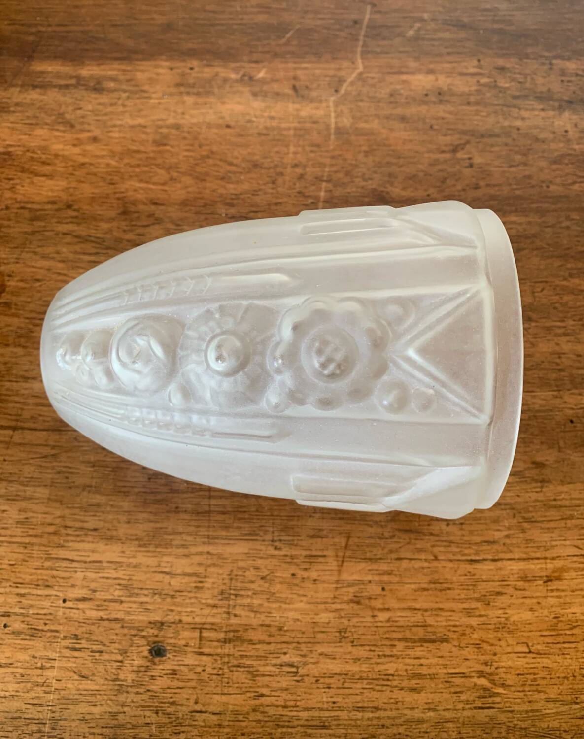 Art Deco glass tulip