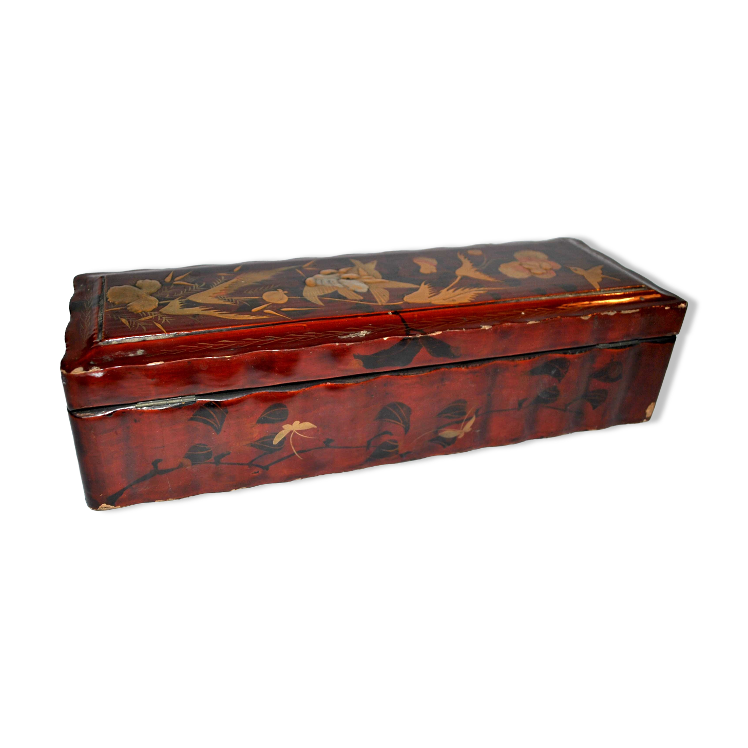 Antique glove box in Red China Lacquer decorated with golden birds