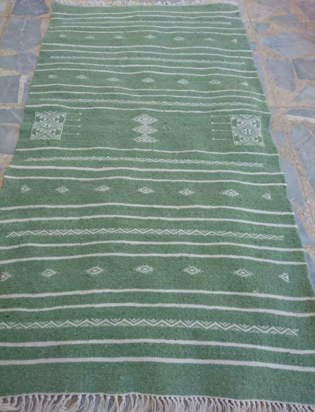 Green Berber Kilim in pure wool 110x63cm