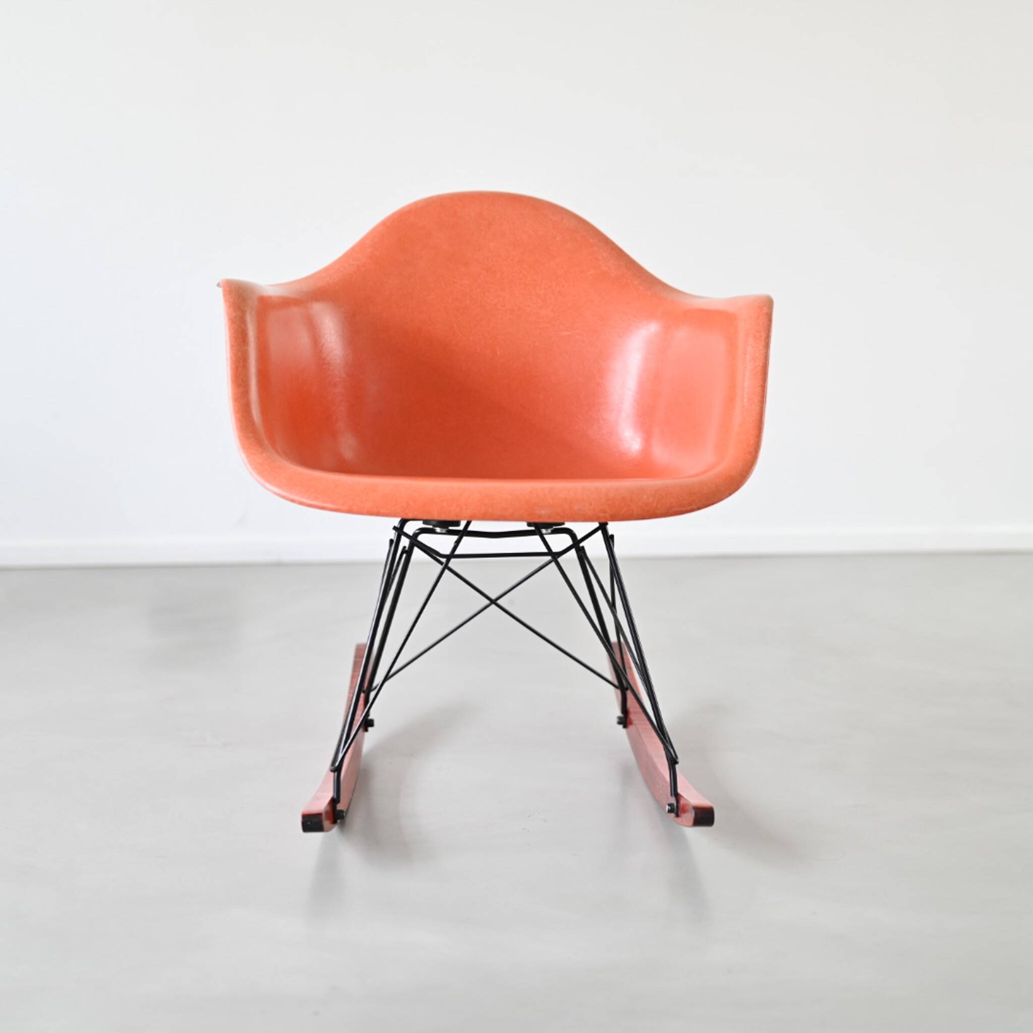 Fauteuil à bascule RAR Charles & Ray Eames - HERMAN MILLER