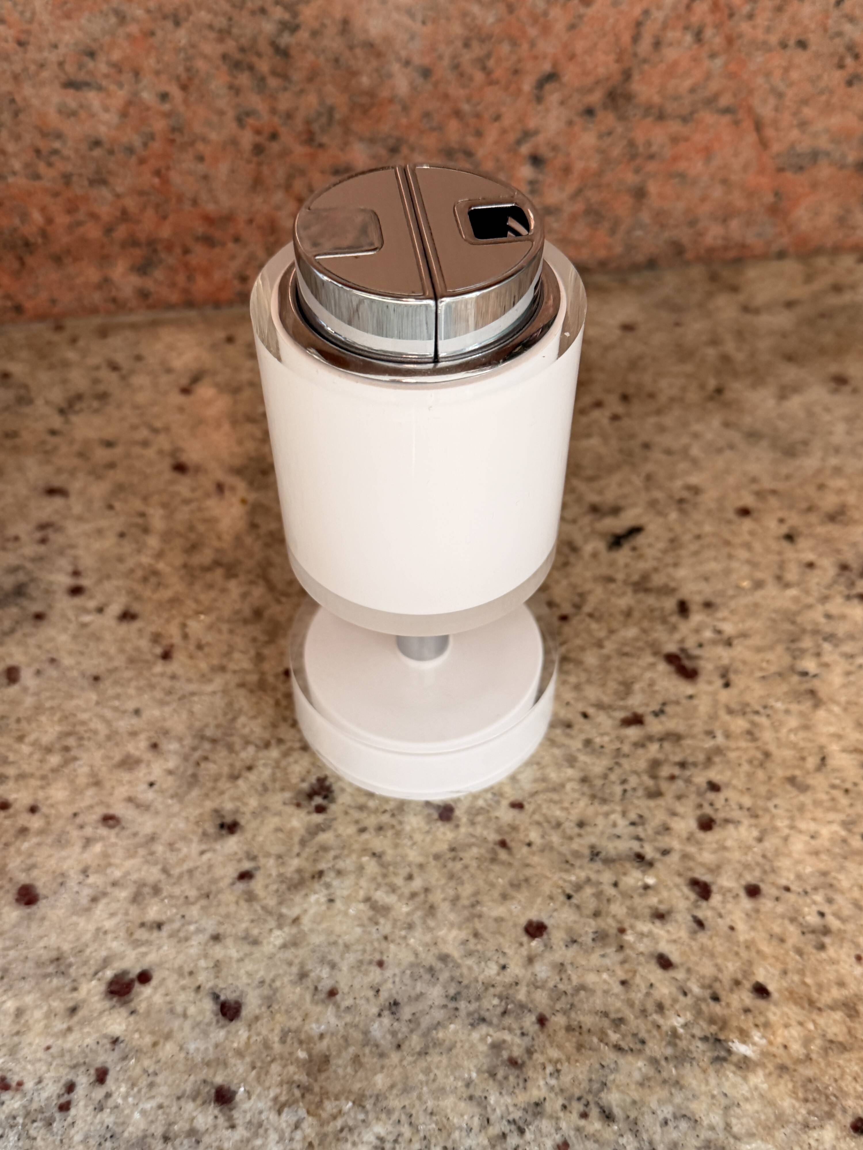 Briquet de table vintage Sarome Japon en plastique blanc