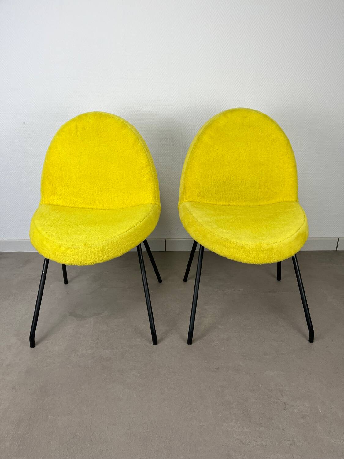 2 chairs 771 by Joseph André Motte for Steiner