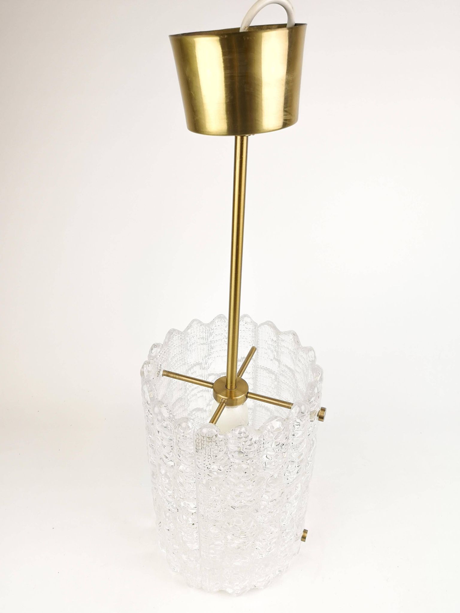 Suspended cylindrical crystal chandelier Mid-Century modern Carl Fagerlund for Orrefors, 1960s