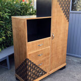 Asymmetric Cabinet