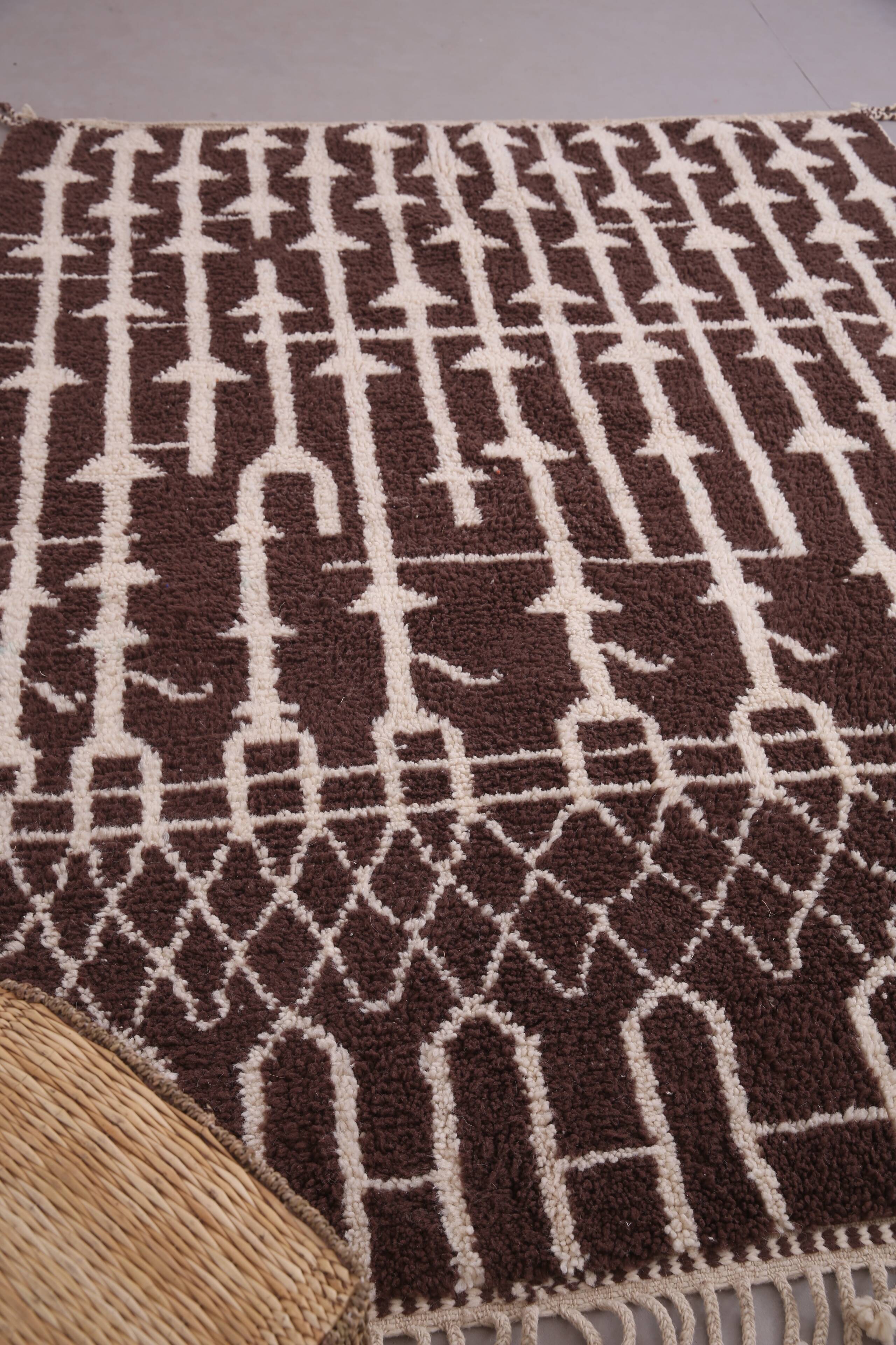 Brown Beni Ourain Rug 183 x 246 cm, Handmade Berber Wool Rug, Vintage Style