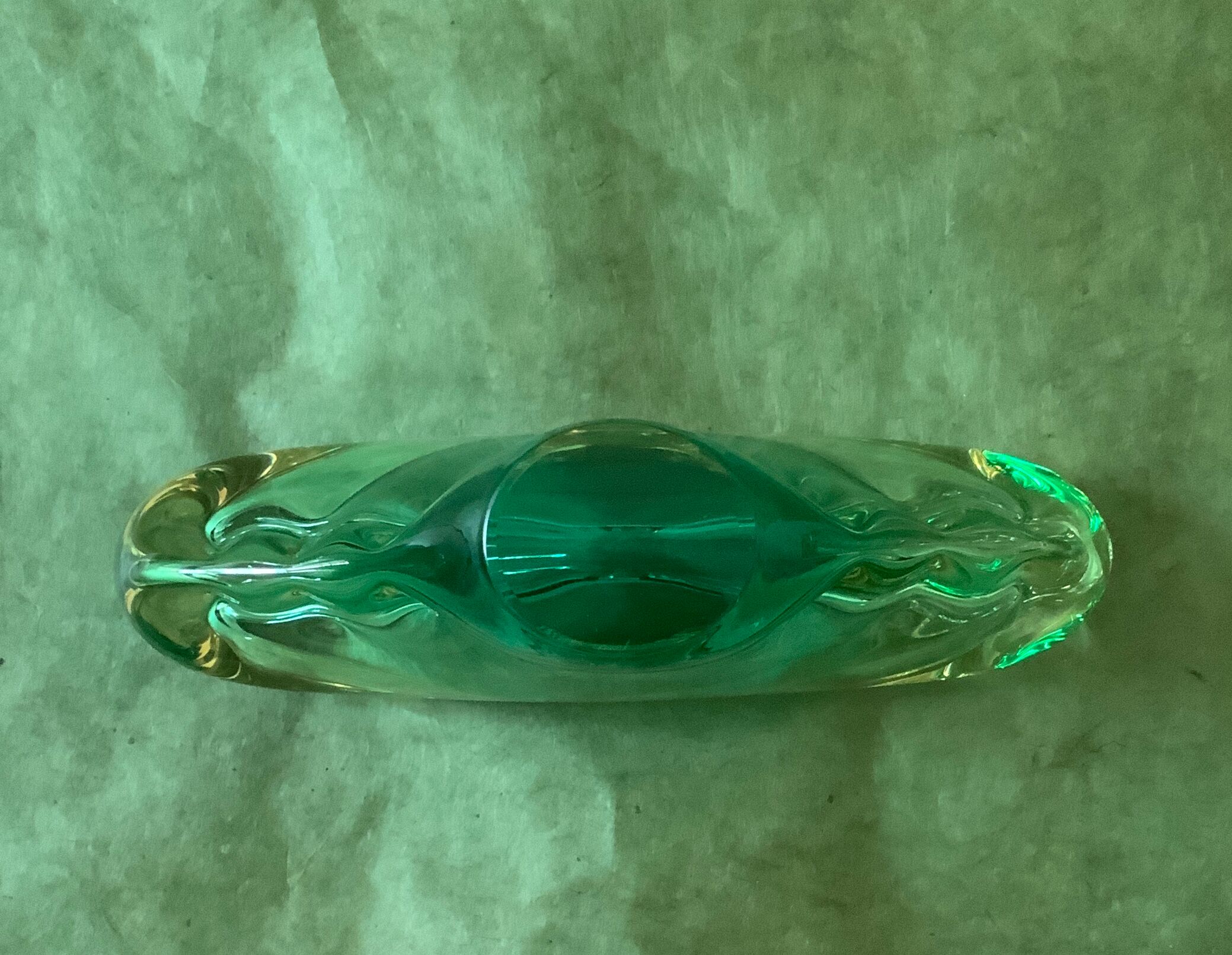 Murano glass cut